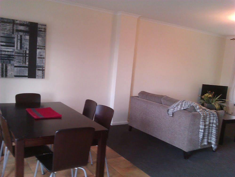 Box Hill Studio Apartment 2 Bagian luar foto