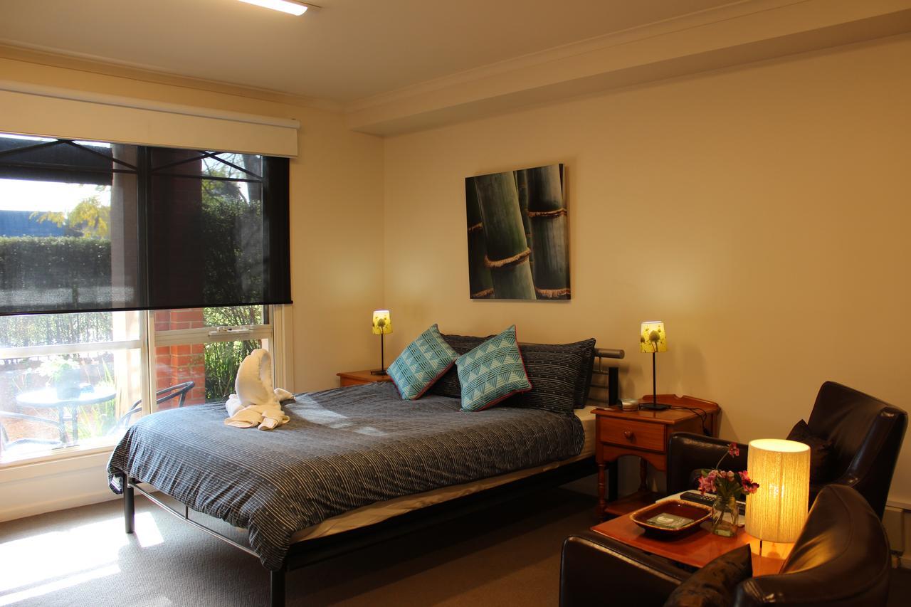 Box Hill Studio Apartment 2 Bagian luar foto