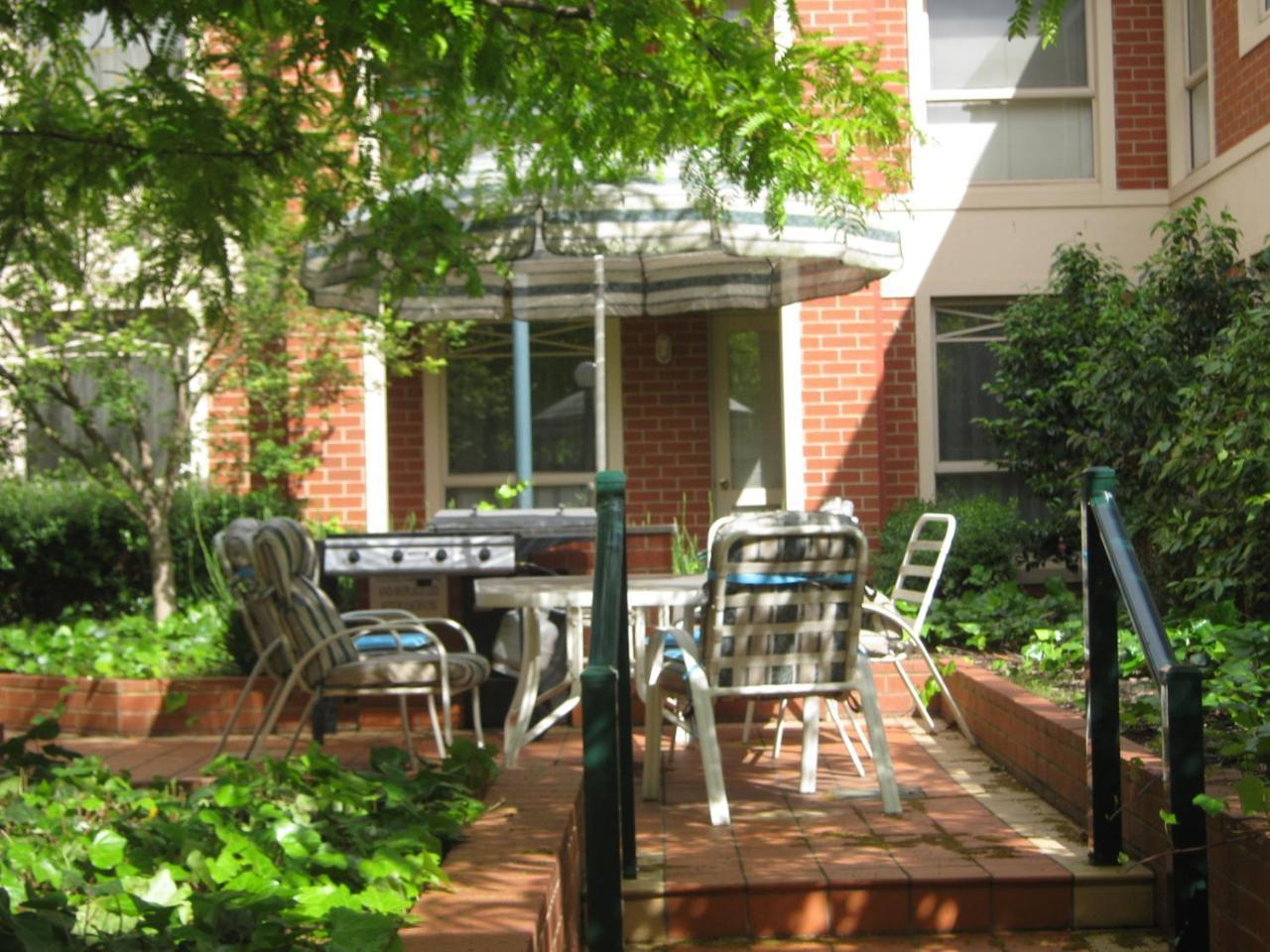 Box Hill Studio Apartment 2 Bagian luar foto