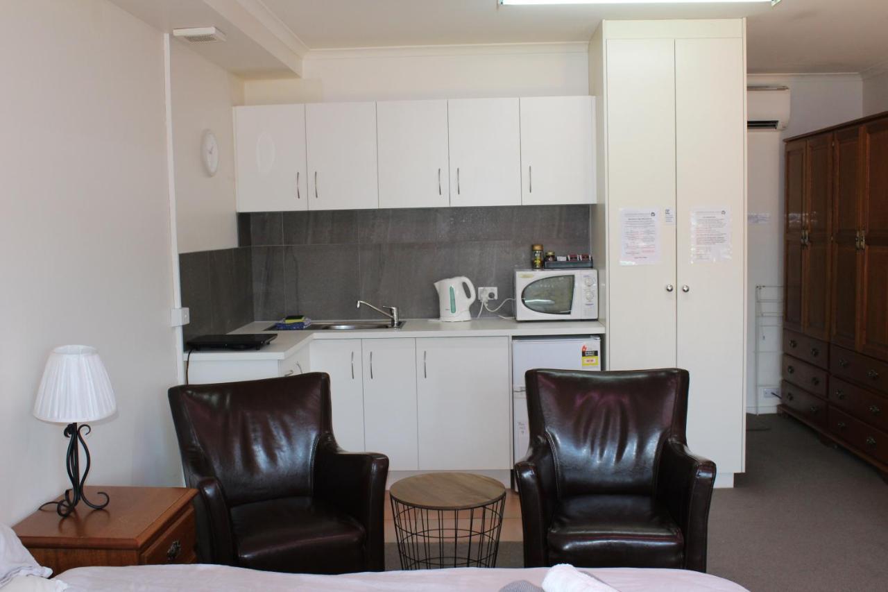 Box Hill Studio Apartment 2 Bagian luar foto